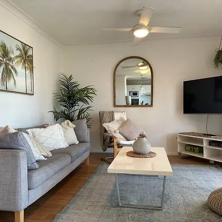 Ocean View Dreaming, Metres To The Beach! Gold Coast Exterior photo